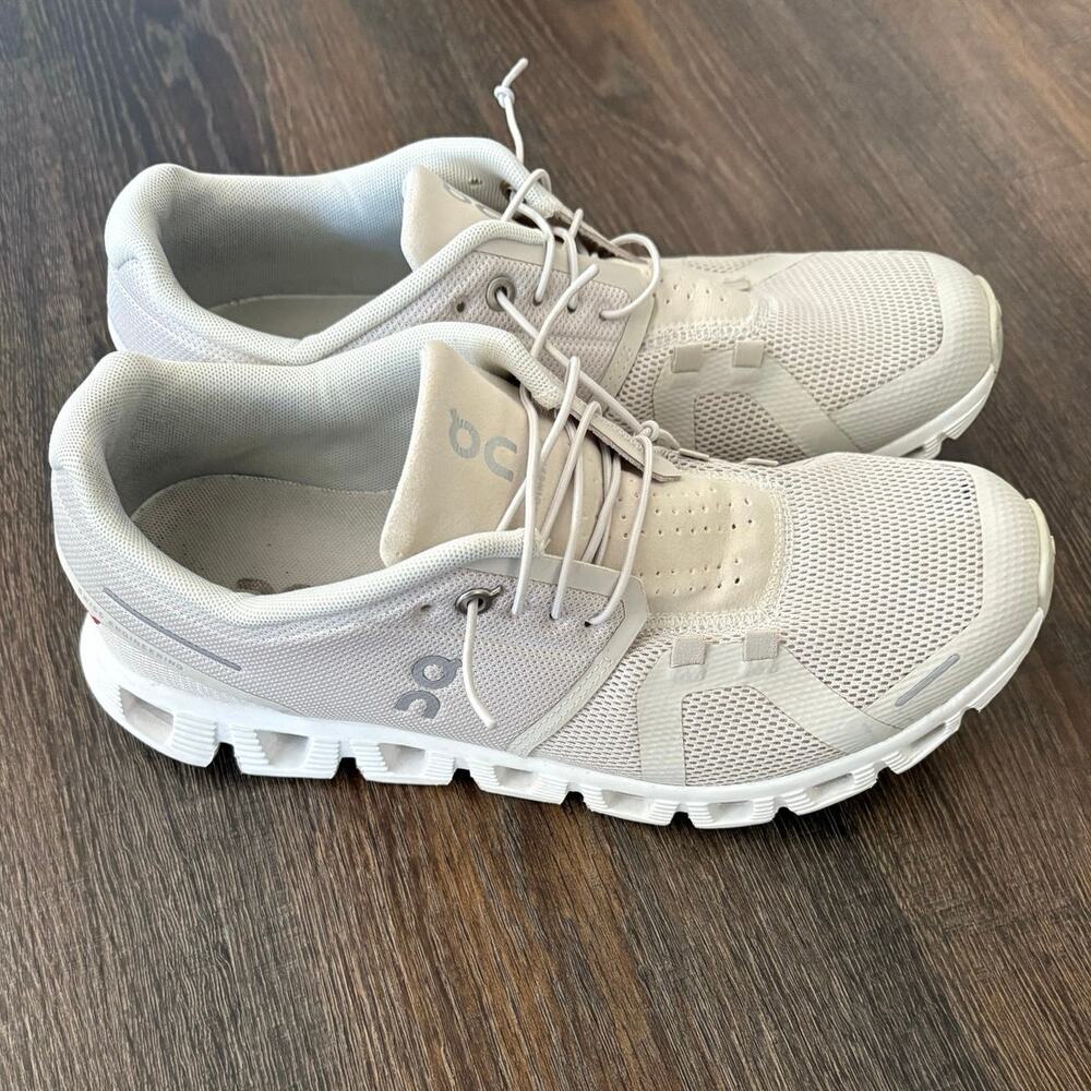 On Running On Cloud 5 Swiss Engineering Sneakers Pearl White Women's Size 9.5. - Picture 2 of 9
